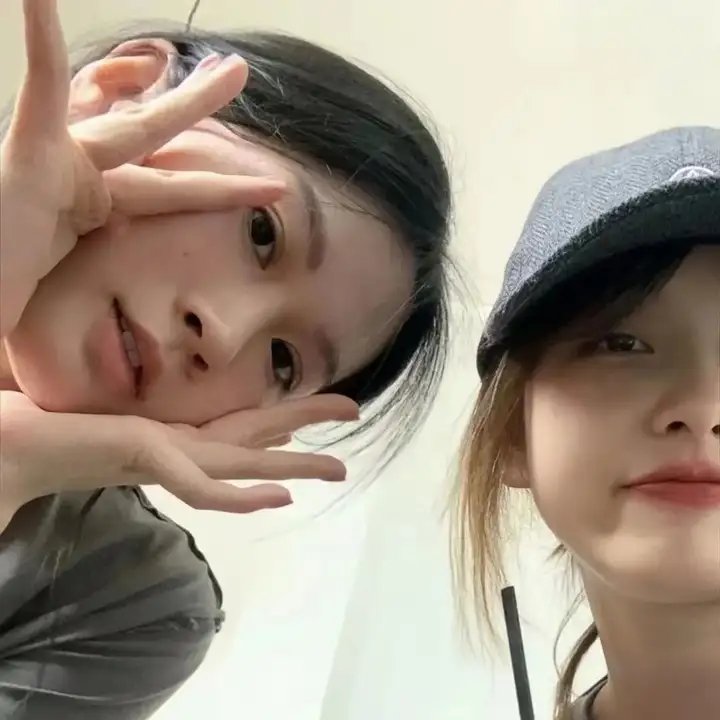 日暮青山绿渐隐